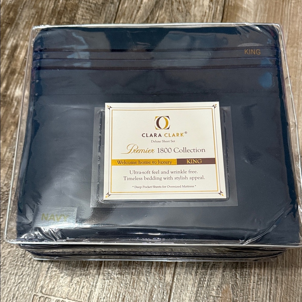 Clara Clark Premier 1800 Collection King Set in Navy